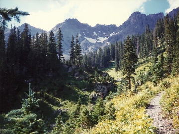 blue-lakes-trail