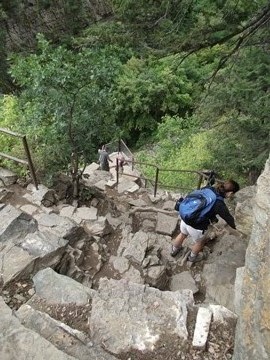 hanging lake trail