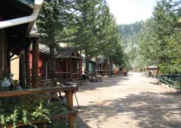 rustic river cabins