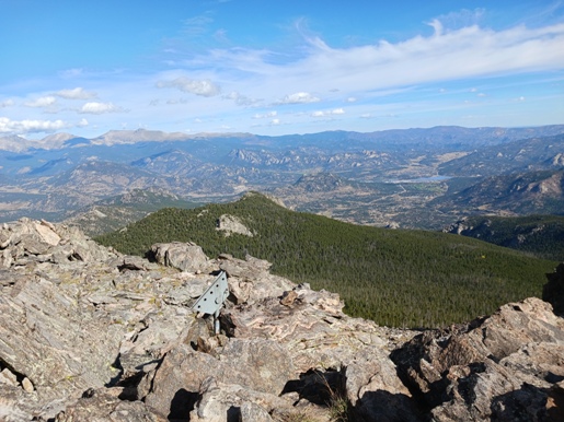 longs-peak-from-twin-sisters